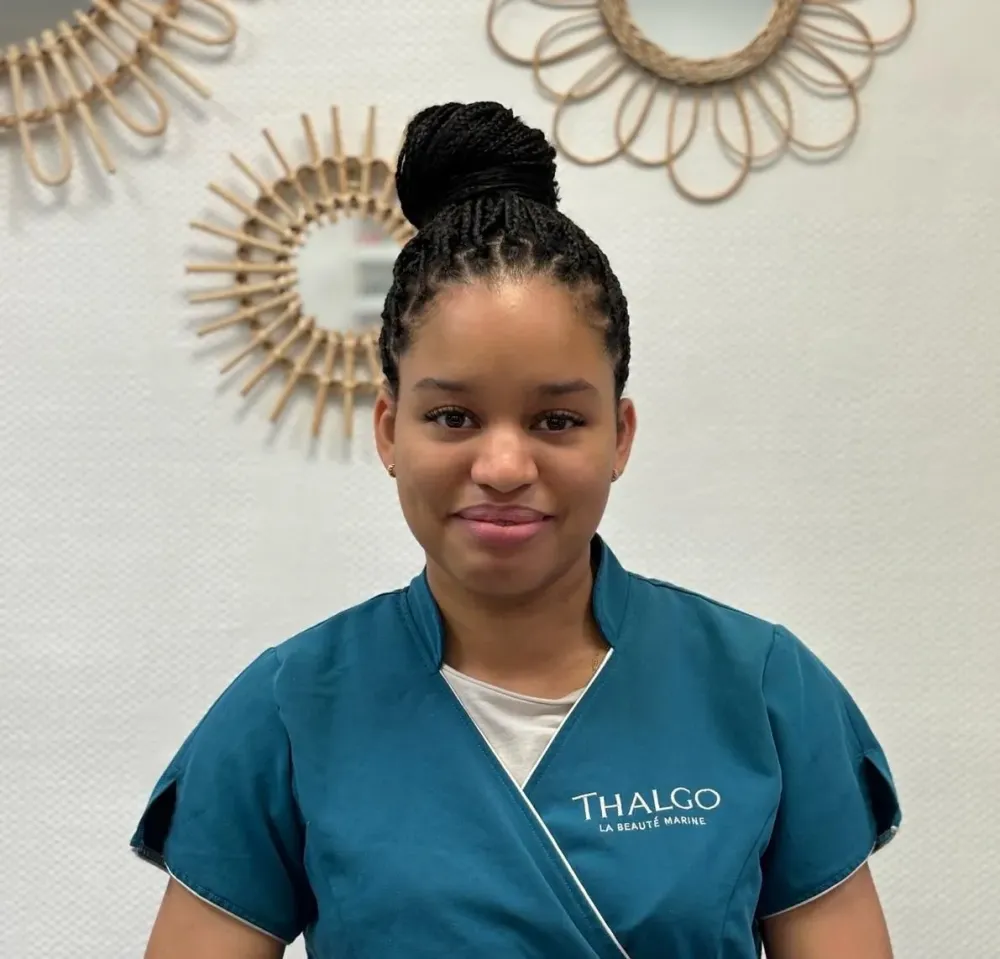 Esperanza esthéticienne